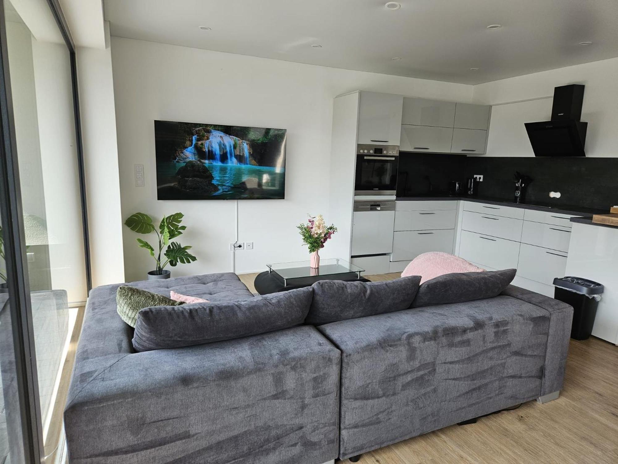 Stilvolle Wohnung Mit Blick Und Selbst-Check-In باد برلبورغ المظهر الخارجي الصورة